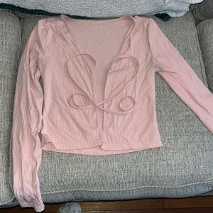 Pink long sleeve open shirt that can be tied to your liking